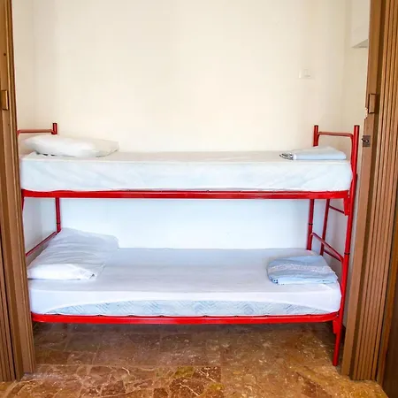 아파트 Flat Very Close To The In Eraclea *