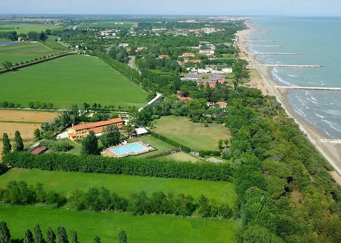 Апартаменты Flat Very Close To The In Eraclea *